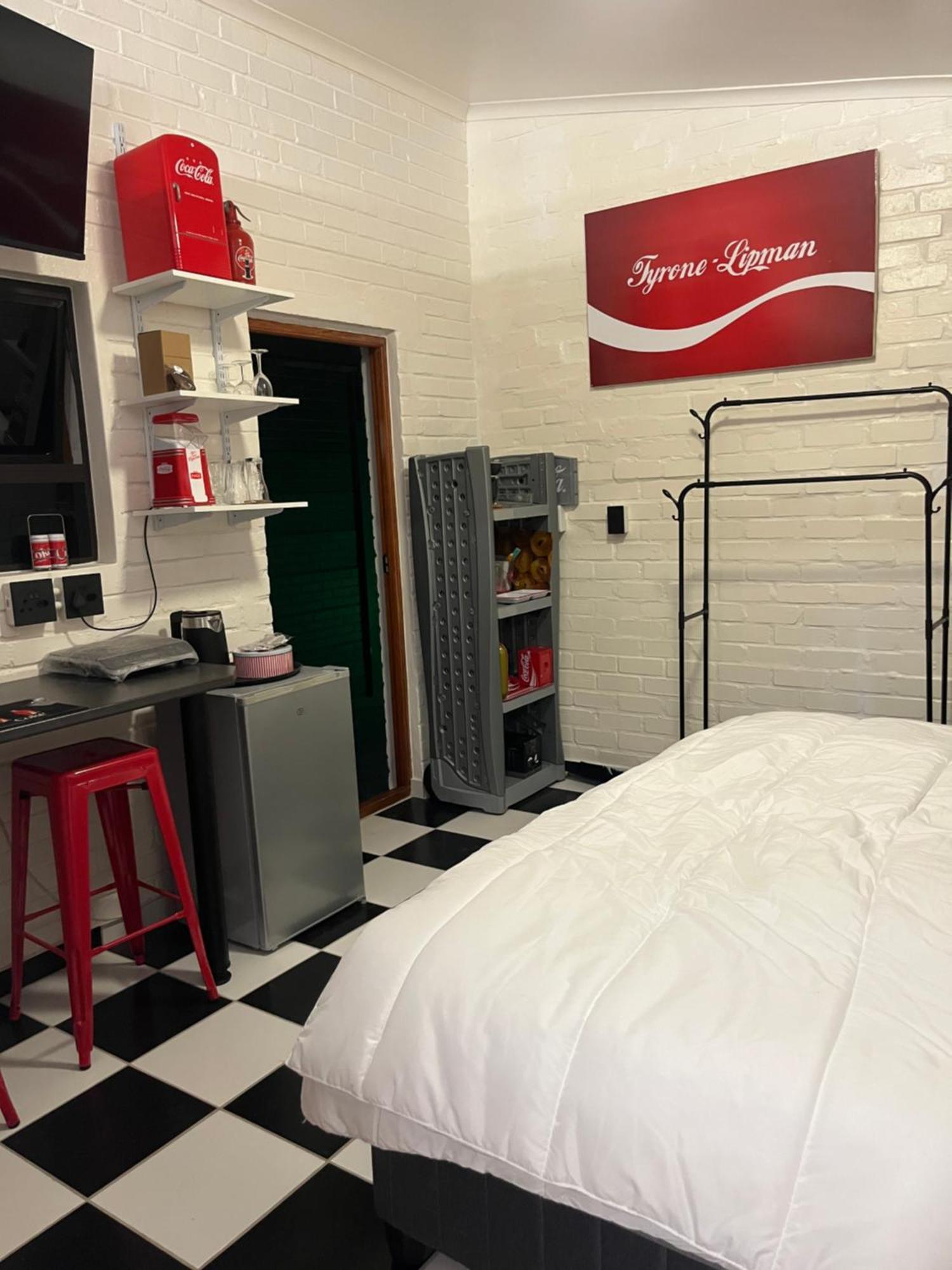 The Cola Apartment *